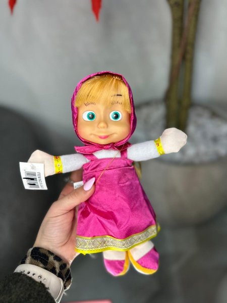 دمية ماشا مع أغنيه